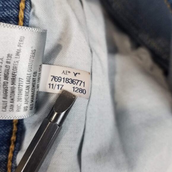 American Eagle Jeans Womens 18 Short The Dream Jean Hi-Rise Jegging Distressed - Picture 8 of 12